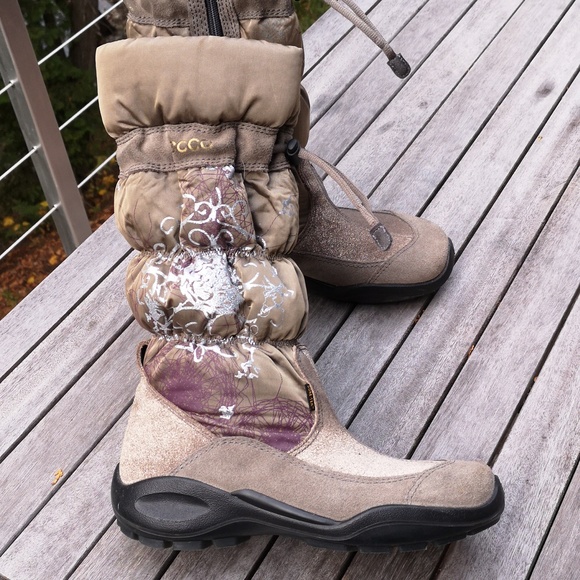 Ecco leather and fabric patterned winter boots - Picture 2 of 14